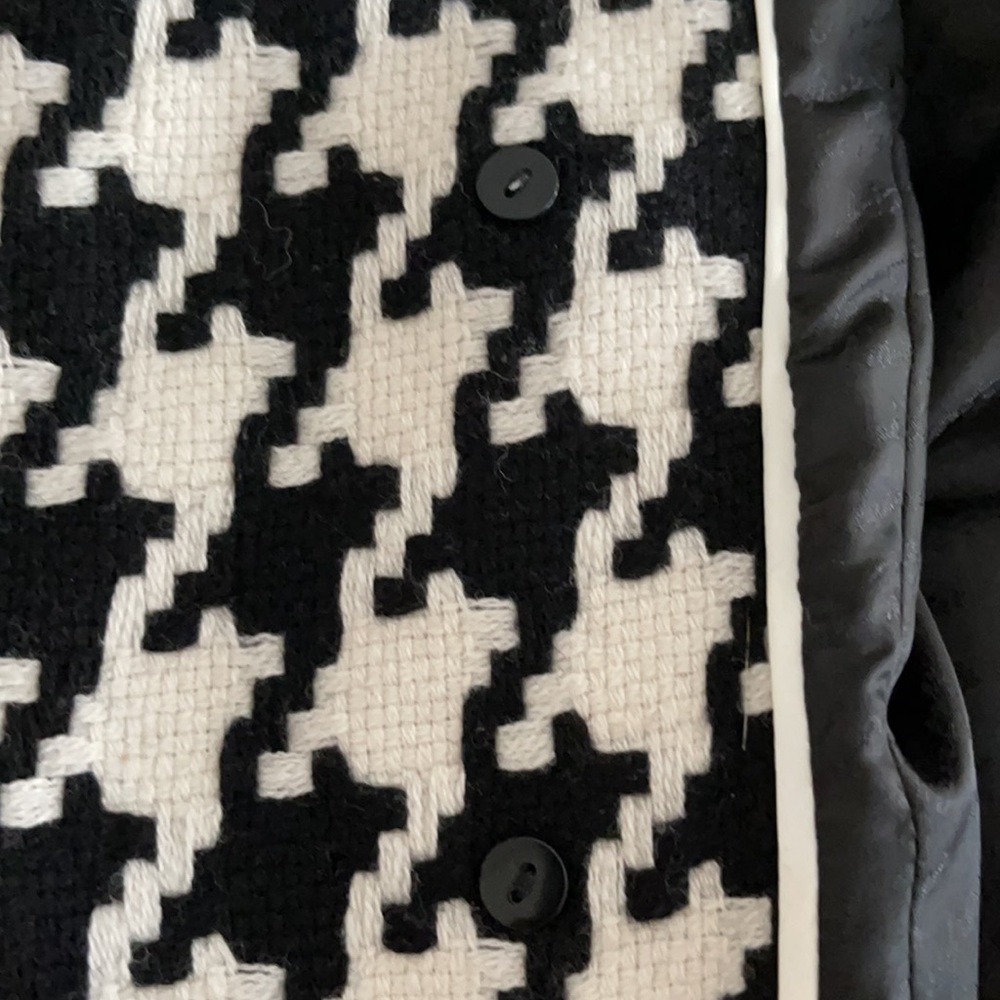 White House Black Market double breasted houndstooth cropped jacket - Picture 9 of 16